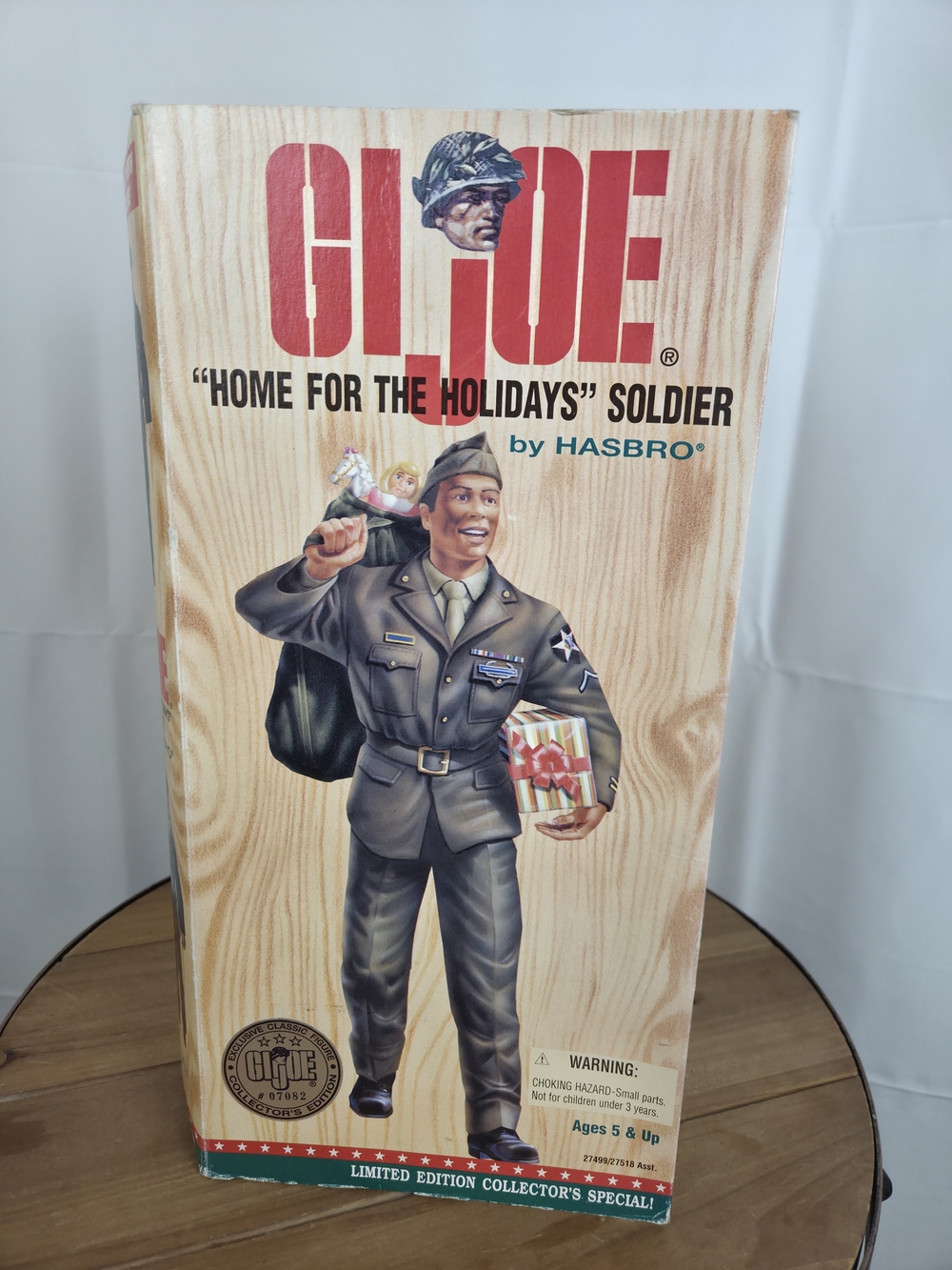 Hasbro G.I. Joe Home for the Holidays Soldier - Green & Red Accents